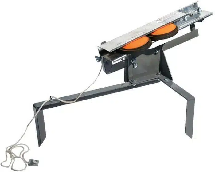 Champion high fly string release manual trap - image 1