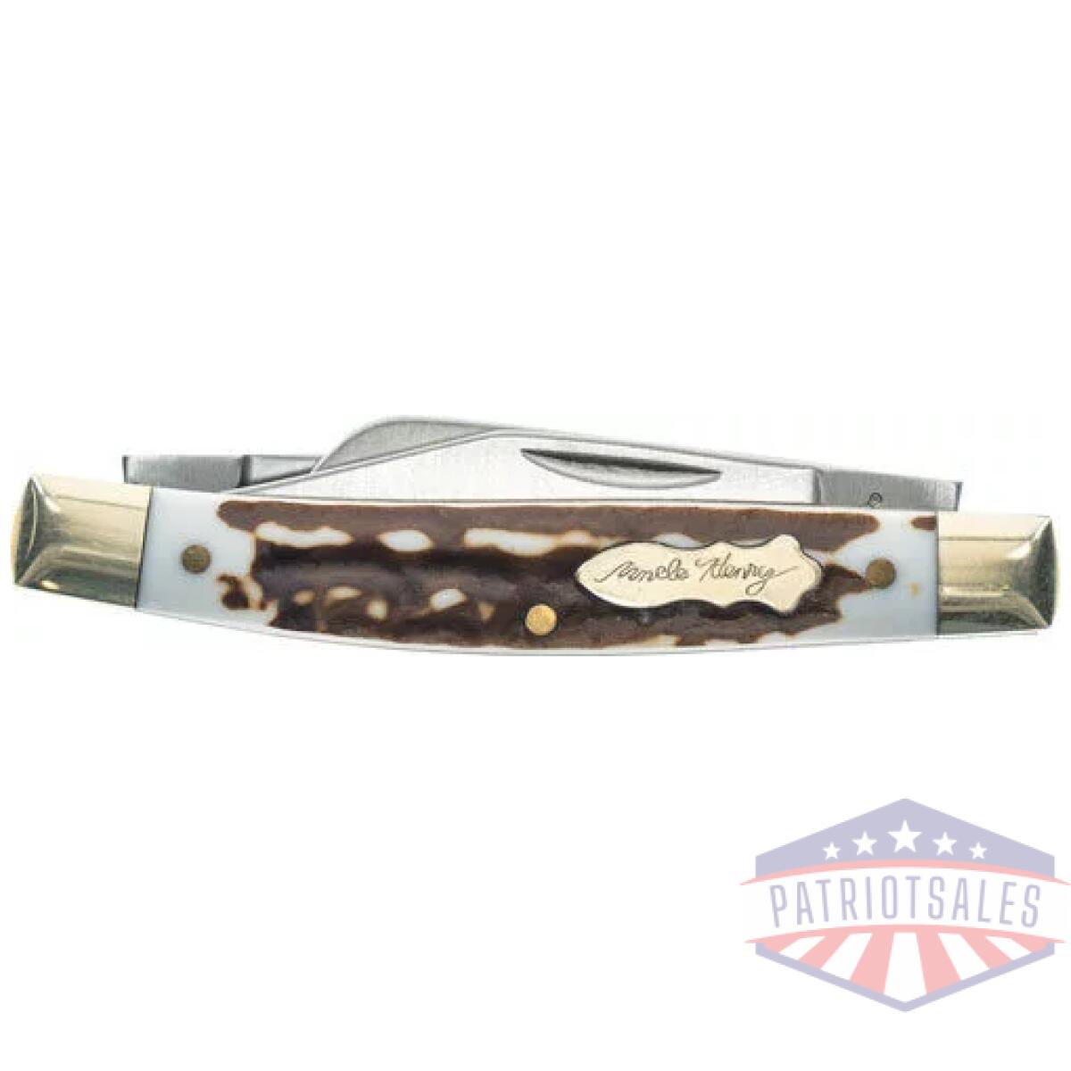 1136001_folded-1 - uncle henry knife next gen - staglon jr folding 3-blade - 1136001 folded 1