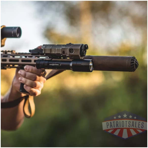 Cloud Defensive Rein 3.0 Weapon Light 1250 Lumens Picatinny Mount Black